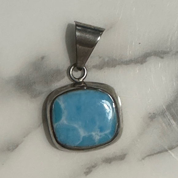 Vintage Larimar 925 Mexico pendant 🌸 - Picture 1 of 3